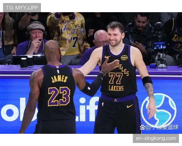 东契奇加时赛0.5秒后仰绝杀掘金 湖人五连胜期间使用率突破35%